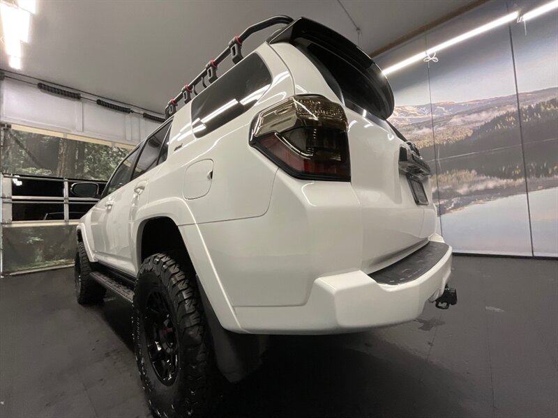 2020 Toyota 4Runner SR5 Premium 4X4 / Leather / CUSTOM BUILD / LIFTED  TRD PRO GRILL / NEW LIFT w/ NEW TRD WHEELS & NEW BF GOODRICH TIRES / LUGGAGE RACK / SHARP & CLEAN !! - Photo 11 - Gladstone, OR 97027