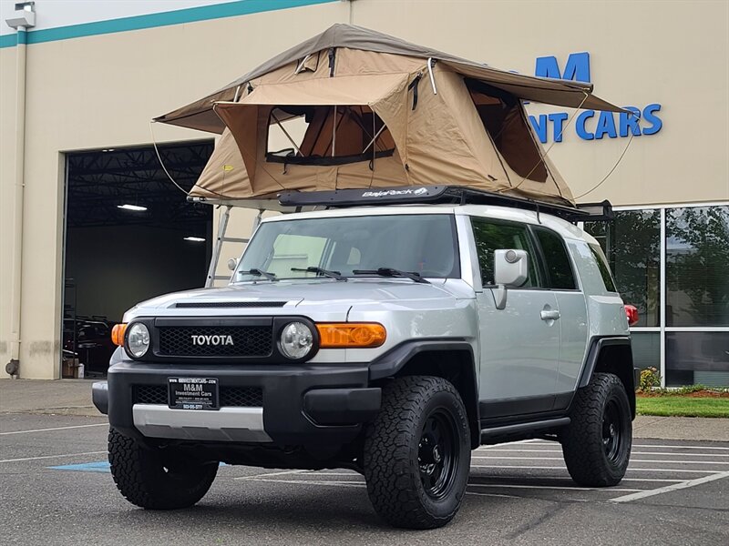 2007 Toyota FJ Cruiser  / 4.0L / V6 / E-LOCKER / FRESH TRADE / Excellent Service History - Photo 49 - Portland, OR 97217