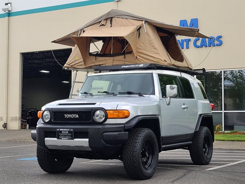 2007 Toyota FJ Cruiser  / 4.0L / V6 / E-LOCKER / FRESH TRADE / Excellent Service History - Photo 55 - Portland, OR 97217