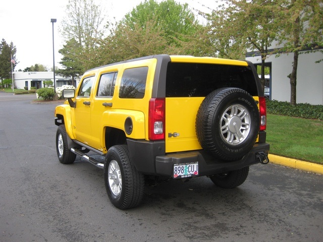 2007 Hummer H3 4WD / Leather / Heated Seats   - Photo 3 - Portland, OR 97217