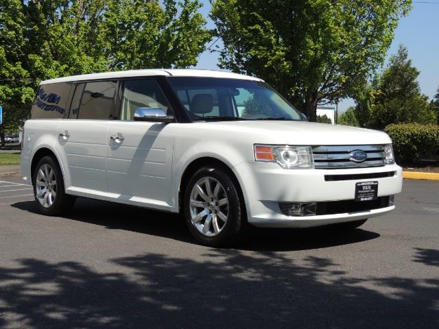 2010 Ford Flex Limited / AWD / Third Seat / Navigation / Leather   - Photo 2 - Portland, OR 97217