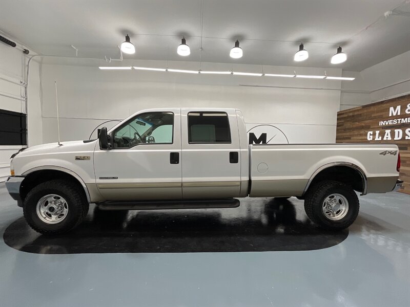 2001 Ford F-350 Lariat Crew Cab 4X4 / 7.3L DIESEL /BRAND NEW TIRES  / RUST FREE / LOW MILES - Photo 3 - Gladstone, OR 97027