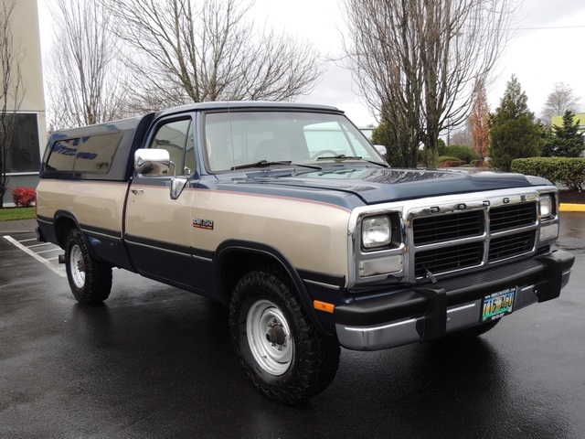 1993 Dodge RAM 250 5.9L Turbo Cummins Diesel / 2WD / 12-VALVE  / 5SPD   - Photo 2 - Portland, OR 97217