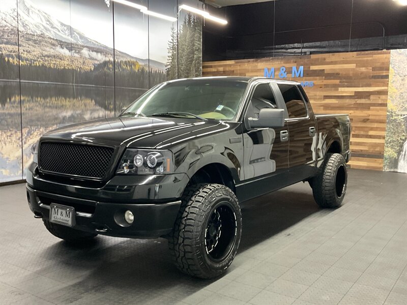 2007 Ford F-150 XLT SuperCrew 4X4 / 5.4L V8 / LIFTED LIFTED  35 " RT TIRES & 20 " WHEELS / BLACKED OUT / ONLY 117,000 MILES - Photo 1 - Gladstone, OR 97027