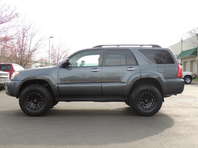 2008 Toyota 4Runner SR5 / 4WD / 6Cyl / LIFTED   - Photo 3 - Portland, OR 97217
