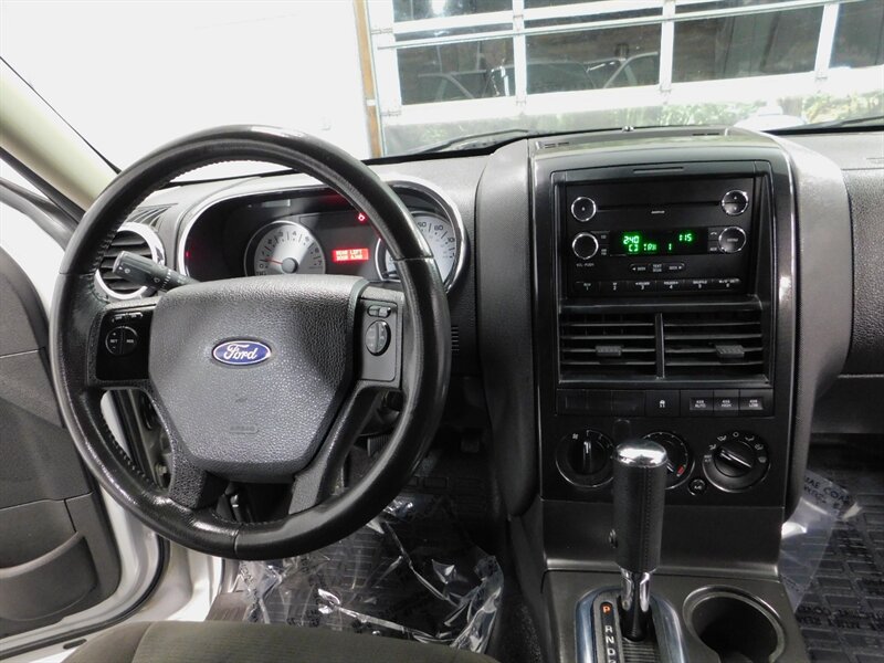 2009 Ford Explorer Sport Trac   - Photo 18 - Gladstone, OR 97027