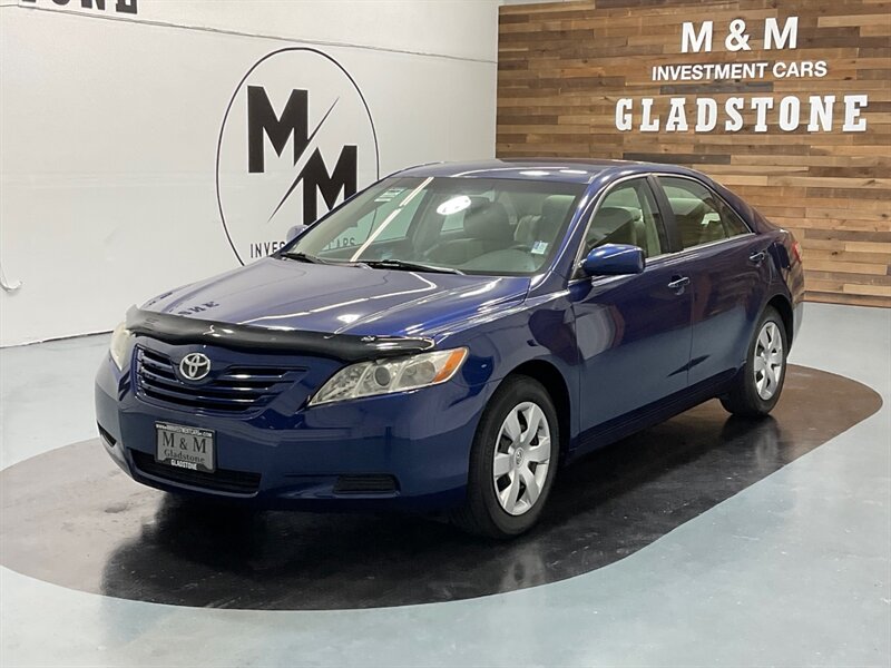 2009 Toyota Camry LE Sedan / 2.4L 4Cyl / ONLY 128K Miles   - Photo 48 - Gladstone, OR 97027