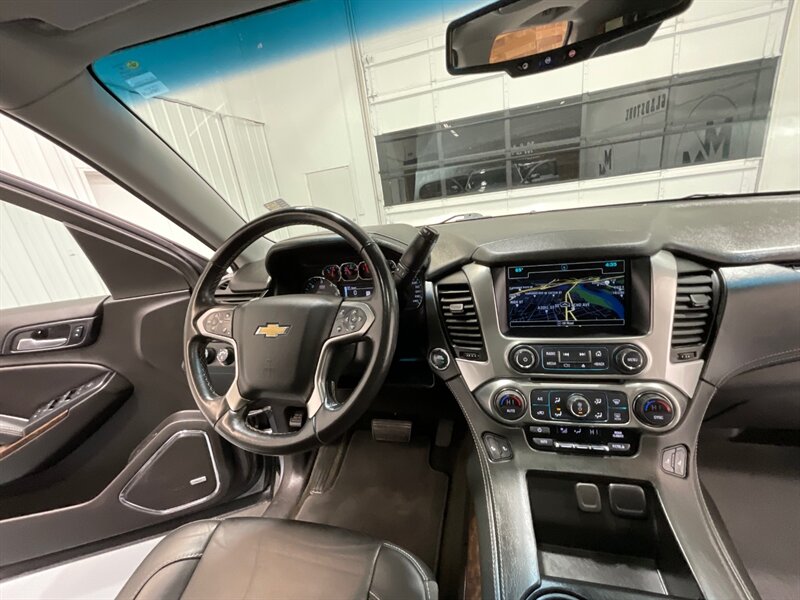 2018 Chevrolet Suburban LT   - Photo 44 - Gladstone, OR 97027