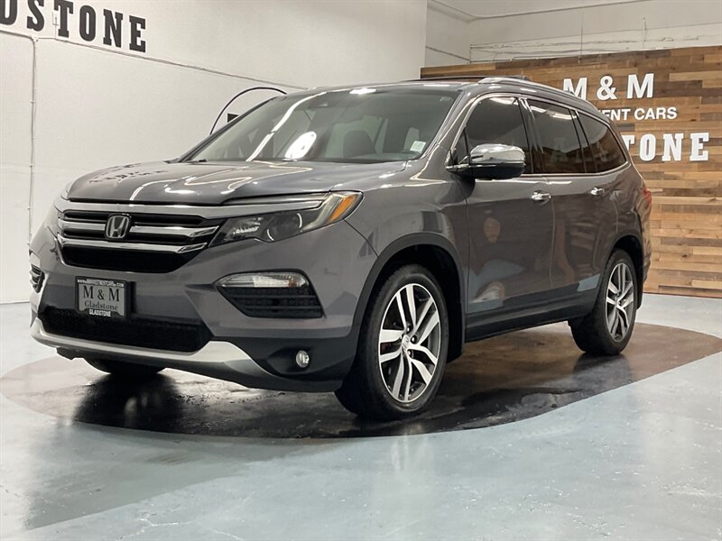 2016 Honda Pilot Touring AWD / 3RD ROW SEAT / Leather /Sunroof  /Navigation / DVD Player - Photo 1 - Gladstone, OR 97027