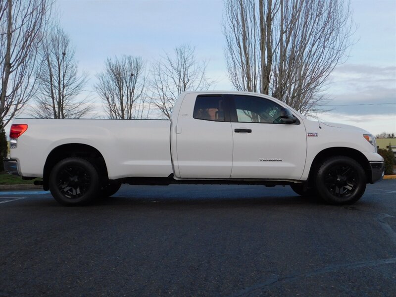 2010 Toyota Tundra DOUBLE CAB 4-Door / 4X4 / V8 , 5.7L / LONG BED   - Photo 4 - Portland, OR 97217