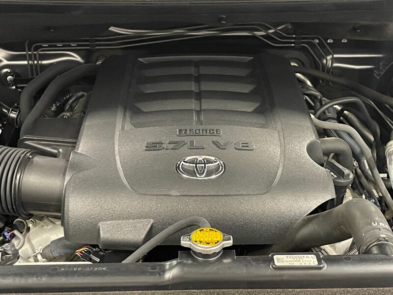 2014 Toyota Tundra SR5 Crew Max 4X4 / 5.7L V8 / BRAND NEW TIRES   - Photo 49 - Gladstone, OR 97027