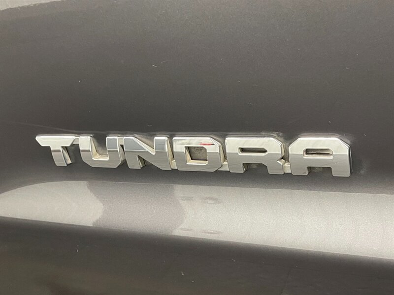 2014 Toyota Tundra SR5 Crew Max 4X4 / 5.7L V8 / BRAND NEW TIRES   - Photo 47 - Gladstone, OR 97027