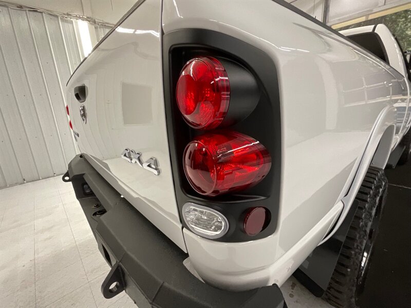 2006 Dodge Ram 2500 Regular Cab 4X4/ 5.9L DIESEL / 6-SPEED / 61K MILES  / Updated Lights / Leather / LIFTED - Photo 26 - Gladstone, OR 97027