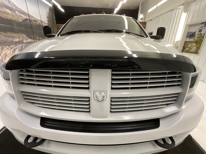 2006 Dodge Ram 2500 Regular Cab 4X4/ 5.9L DIESEL / 6-SPEED / 61K MILES  / Updated Lights / Leather / LIFTED - Photo 28 - Gladstone, OR 97027