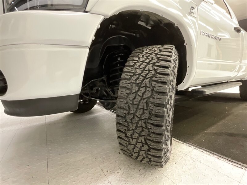 2006 Dodge Ram 2500 Regular Cab 4X4/ 5.9L DIESEL / 6-SPEED / 61K MILES  / Updated Lights / Leather / LIFTED - Photo 24 - Gladstone, OR 97027