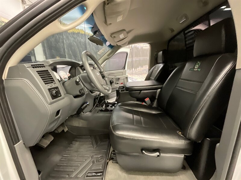 2006 Dodge Ram 2500 Regular Cab 4X4/ 5.9L DIESEL / 6-SPEED / 61K MILES  / Updated Lights / Leather / LIFTED - Photo 18 - Gladstone, OR 97027