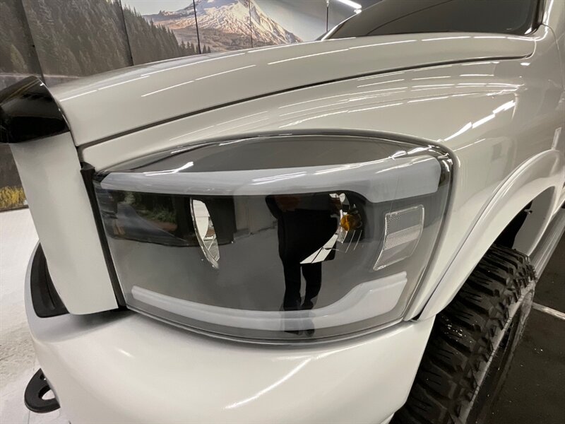 2006 Dodge Ram 2500 Regular Cab 4X4/ 5.9L DIESEL / 6-SPEED / 61K MILES  / Updated Lights / Leather / LIFTED - Photo 27 - Gladstone, OR 97027