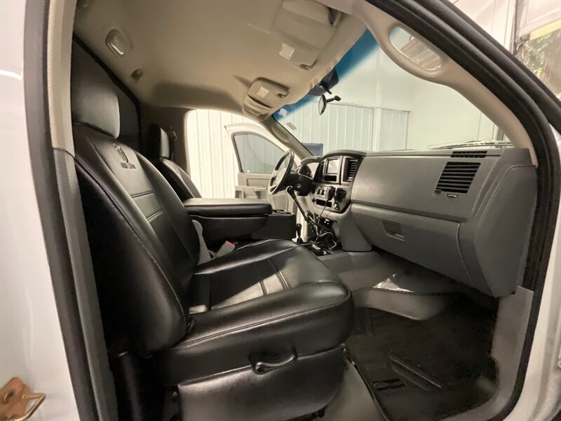 2006 Dodge Ram 2500 Regular Cab 4X4/ 5.9L DIESEL / 6-SPEED / 61K MILES  / Updated Lights / Leather / LIFTED - Photo 19 - Gladstone, OR 97027