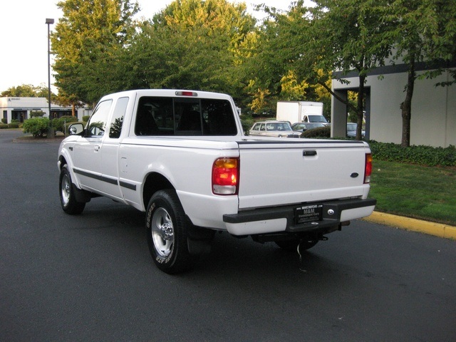 1999 Ford Ranger XLT/4WD/4DR/ 4.0Liter / 6Cyl   - Photo 3 - Portland, OR 97217