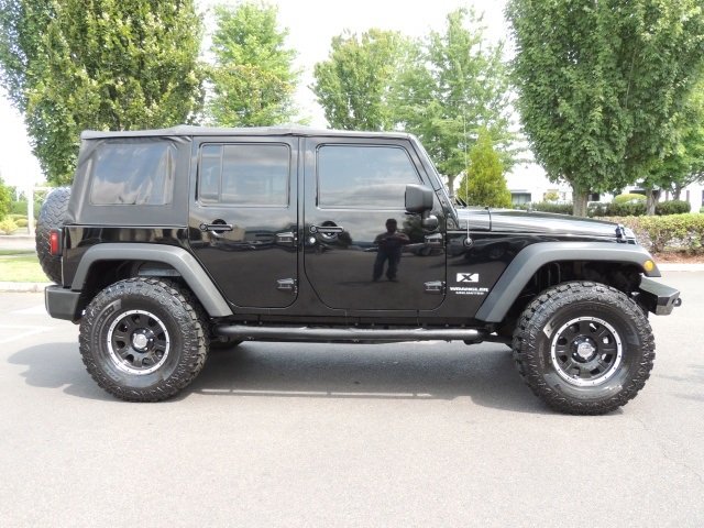 2007 Jeep Wrangler Unlimited X / 4X4 / 6-Speed manual / LIFTED   - Photo 4 - Portland, OR 97217