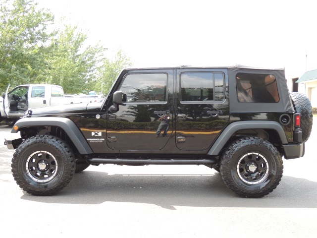 2007 Jeep Wrangler Unlimited X / 4X4 / 6-Speed manual / LIFTED   - Photo 3 - Portland, OR 97217