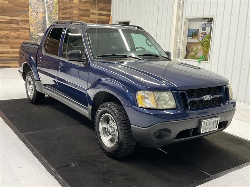 2004 Ford Explorer Sport Trac XLT Sport Utility Truck / 4.0L 6Cyl / 79,000 MILES  / RUST FREE / LOCAL SUV / Sharp & Clean !! - Photo 2 - Gladstone, OR 97027