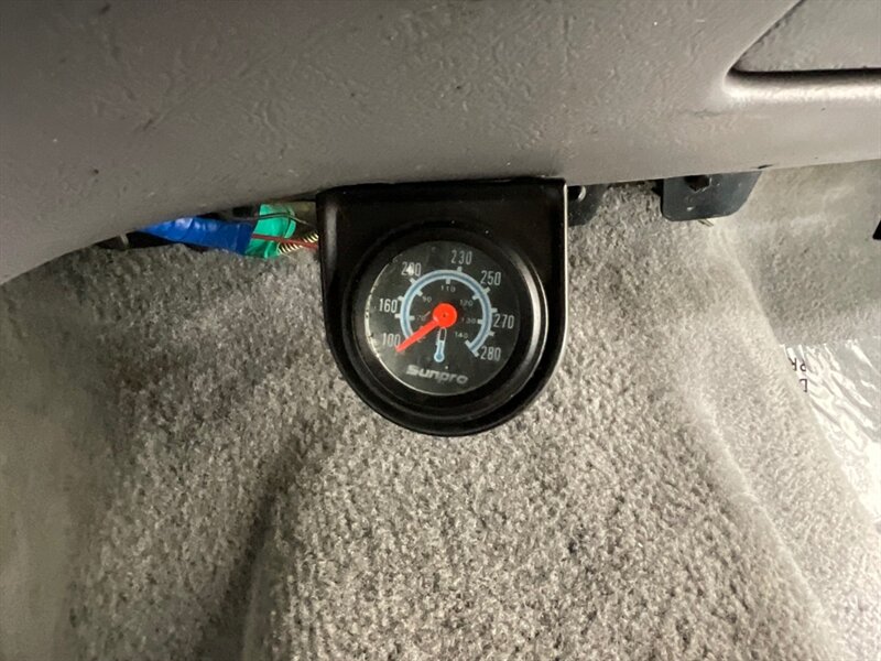 1996 Ford F-250 XLT 4X4 7.3L DIESEL / NEW TIRES / ZERO RUST / LONG BED / Towing Pkg / Spray in bed liner - Photo 41 - Gladstone, OR 97027