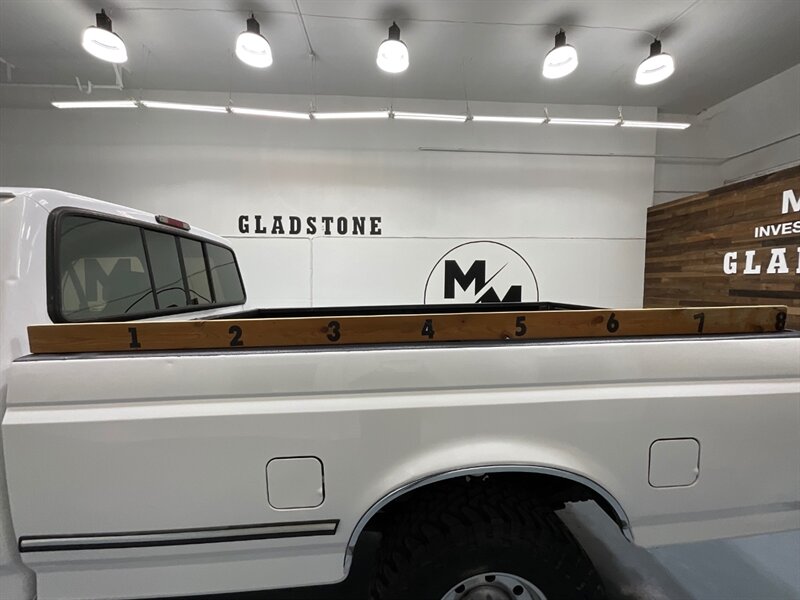 1996 Ford F-250 XLT 4X4 7.3L DIESEL / NEW TIRES / ZERO RUST / LONG BED / Towing Pkg / Spray in bed liner - Photo 9 - Gladstone, OR 97027