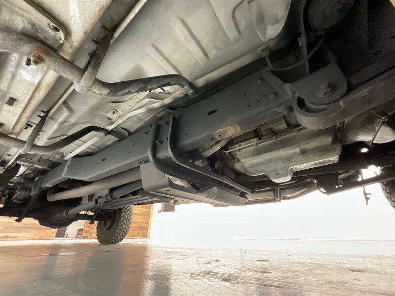 1996 Ford F-250 XLT 4X4 7.3L DIESEL / NEW TIRES / ZERO RUST / LONG BED / Towing Pkg / Spray in bed liner - Photo 49 - Gladstone, OR 97027