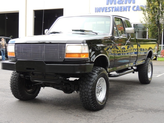 1995 Ford F-250 XLT / 4X4 / 7.3L Turbo Diesel / Long Bed / LIFTED   - Photo 1 - Portland, OR 97217