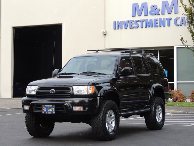 2000 Toyota 4Runner SR5  / 6Cyl / 4X4 / Leather / LIFTED LIFTED   - Photo 1 - Portland, OR 97217