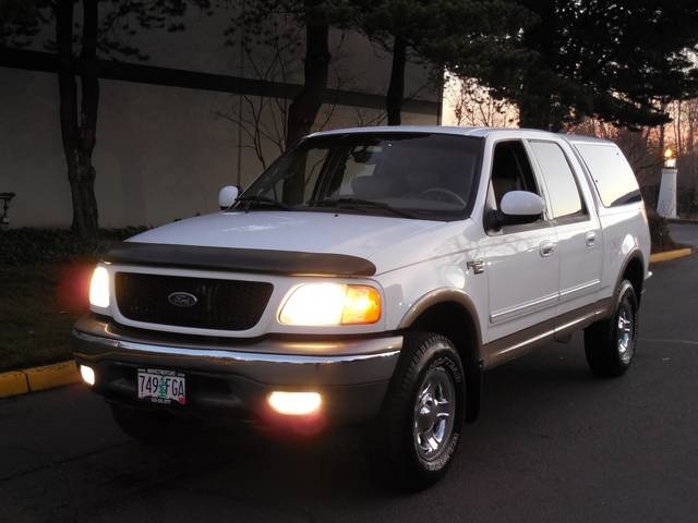 2003 Ford F-150 Lariat/ 4WD/ Crew Cab/Leather   - Photo 1 - Portland, OR 97217