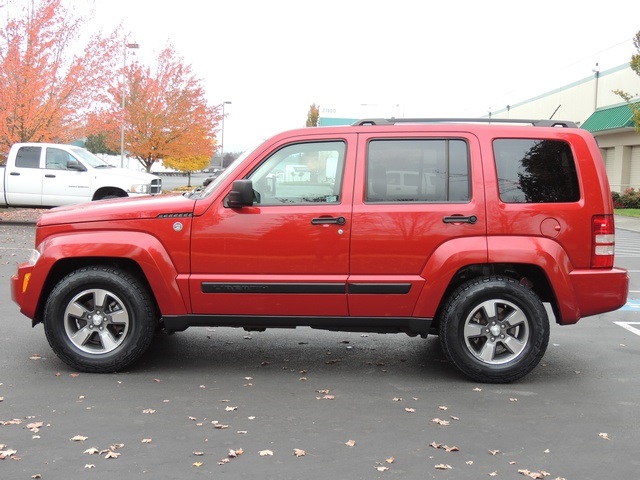 2008 Jeep Liberty Sport / 4X4 / 6Cyl / New Tires / Excel Cond   - Photo 3 - Portland, OR 97217