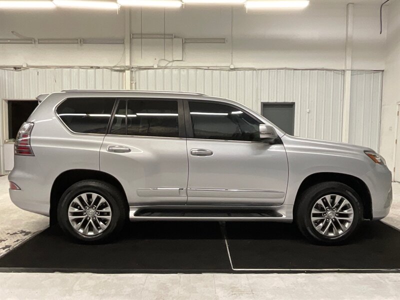 2017 Lexus GX 460 Luxury AWD / Leather/ Navi / 58,000 MILES  / LOCAL SUV / Excel Cond - Photo 4 - Gladstone, OR 97027