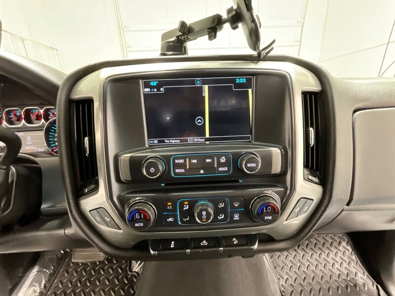 2019 Chevrolet Silverado 3500 LT Crew Cab 4X4 / 6.0L V8 GAS/ photo