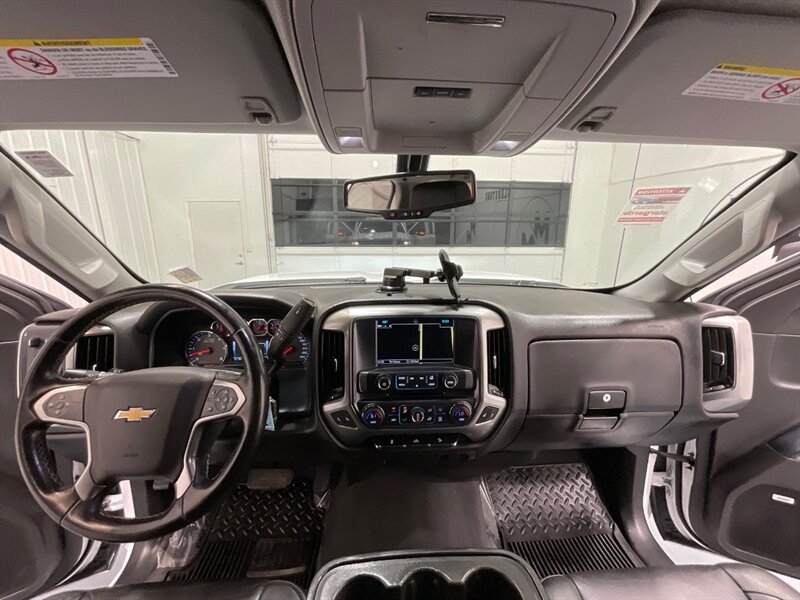 2019 Chevrolet Silverado 3500 LT Crew Cab 4X4 / 6.0L V8 GAS/ photo