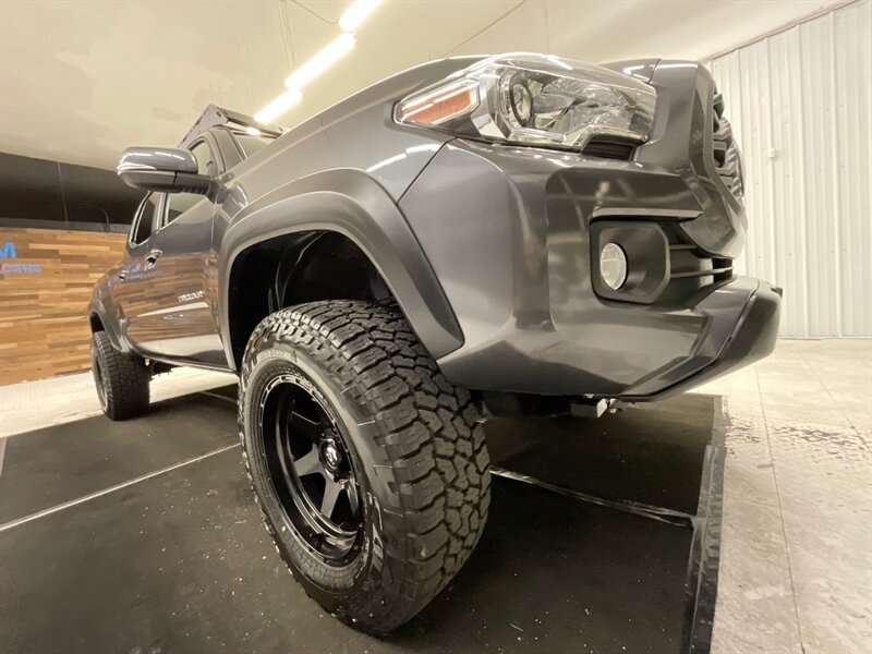 2021 Toyota Tacoma TRD Off-Road 4X4 / 1-OWNER / NEW LIFT KIT / RACK  / NEW LIFT & NEW WHEELS & TIRES / 22K MILES - Photo 29 - Gladstone, OR 97027