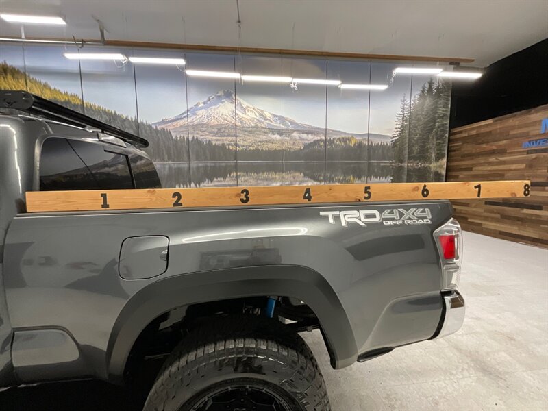 2021 Toyota Tacoma TRD Off-Road 4X4 / 1-OWNER / NEW LIFT KIT / RACK  / NEW LIFT & NEW WHEELS & TIRES / 22K MILES - Photo 11 - Gladstone, OR 97027