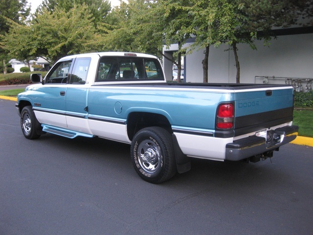 1996 Dodge Ram 2500 Laramie SLT   - Photo 3 - Portland, OR 97217