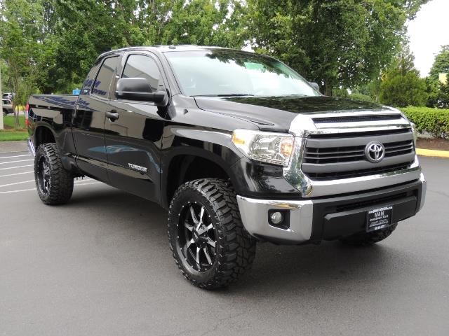 2014 Toyota Tundra SR5 4WD 29K MILES 1-OWNER LIFTED !!!   - Photo 2 - Portland, OR 97217