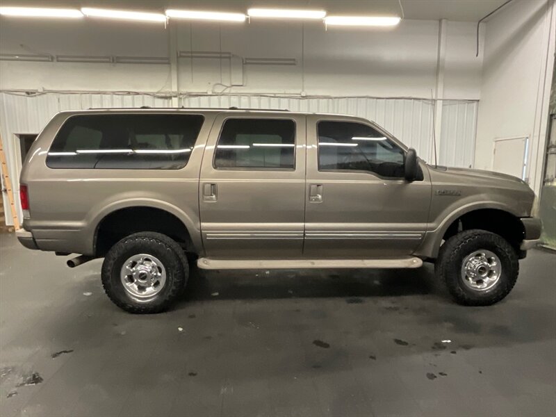 2003 Ford Excursion Limited 4X4 / 7.3L DIESEL / 1-OWNER /  RUST FREE  3RD ROW SEAT / Leather & Heated Seats / BRAND NEW TIRES / RUST FREE / 158,000 MILES - Photo 4 - Gladstone, OR 97027