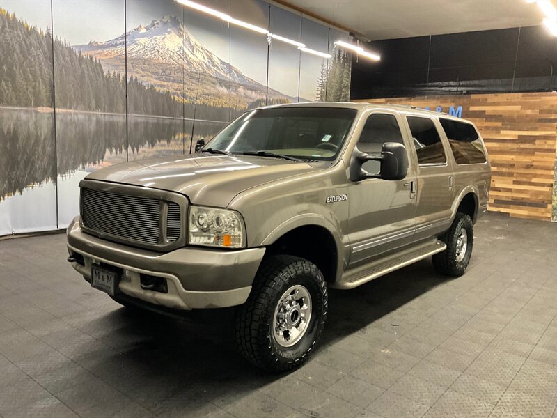 2003 Ford Excursion Limited 4X4 / 7.3L DIESEL / 1-OWNER /  RUST FREE  3RD ROW SEAT / Leather & Heated Seats / BRAND NEW TIRES / RUST FREE / 158,000 MILES - Photo 1 - Gladstone, OR 97027