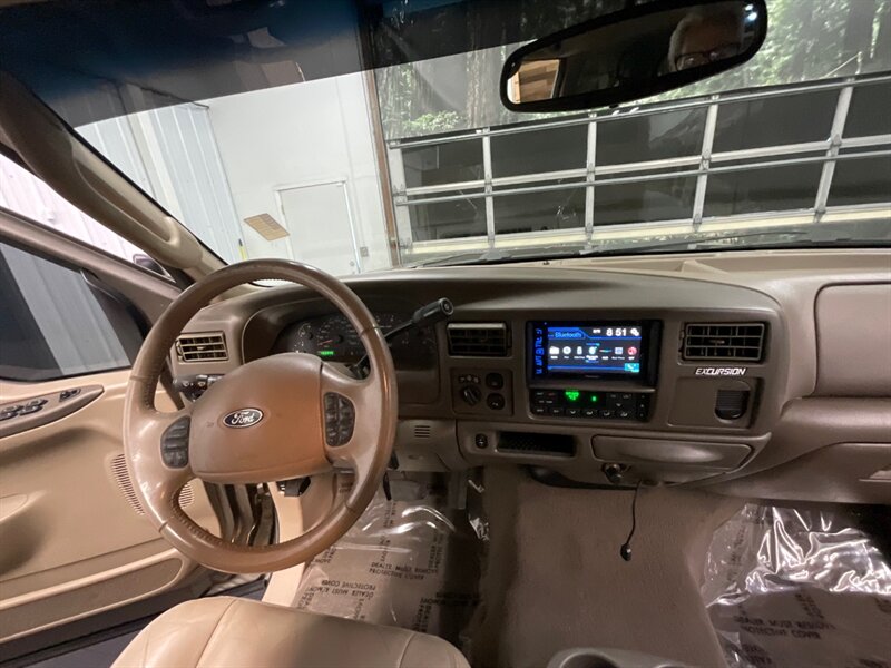2003 Ford Excursion Limited 4X4 / 7.3L DIESEL / 1-OWNER /  RUST FREE  3RD ROW SEAT / Leather & Heated Seats / BRAND NEW TIRES / RUST FREE / 158,000 MILES - Photo 43 - Gladstone, OR 97027