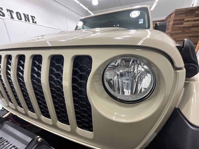 2020 Jeep Gladiator Sport Pickup 4X4 / HARD TOP / LIFTED / 1-OWNER  / WINCH - Photo 27 - Gladstone, OR 97027