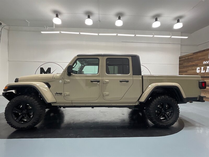 2020 Jeep Gladiator Sport Pickup 4X4 / HARD TOP / LIFTED / 1-OWNER  / WINCH - Photo 3 - Gladstone, OR 97027