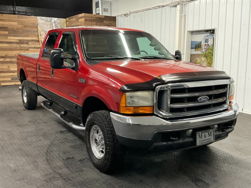 2001 Ford F-350 Super Duty Lariat 4X4/ 7.3L DIESEL /6-SPEED MANUAL  1-TON / 7.3L DIESEL / 6-SPEED / LONG BED / LEATHER HEATED SEATS - Photo 2 - Gladstone, OR 97027