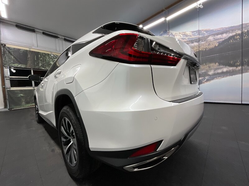 2020 Lexus RX 350 Luxury Sport Utility AWD / Leather /15,000 MIL  1-OWNER LOCAL OREGON CAR / Leather & Heated Seats / SHARP & CLEAN !! - Photo 10 - Gladstone, OR 97027