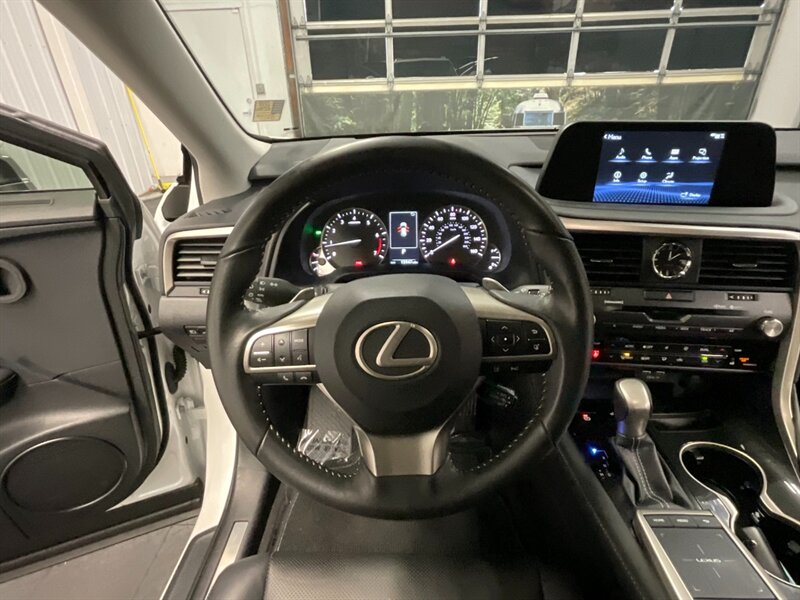 2020 Lexus RX 350 Luxury Sport Utility AWD / Leather /15,000 MIL  1-OWNER LOCAL OREGON CAR / Leather & Heated Seats / SHARP & CLEAN !! - Photo 17 - Gladstone, OR 97027