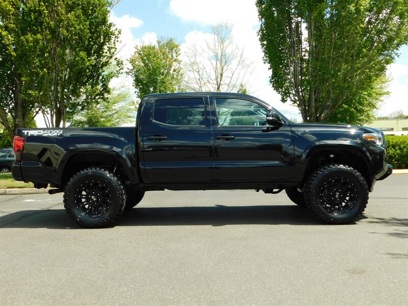 2018 Toyota Tacoma TRD Sport Double Cab 4X4 / 6-SPEED MANUAL / LIFTED   - Photo 4 - Portland, OR 97217