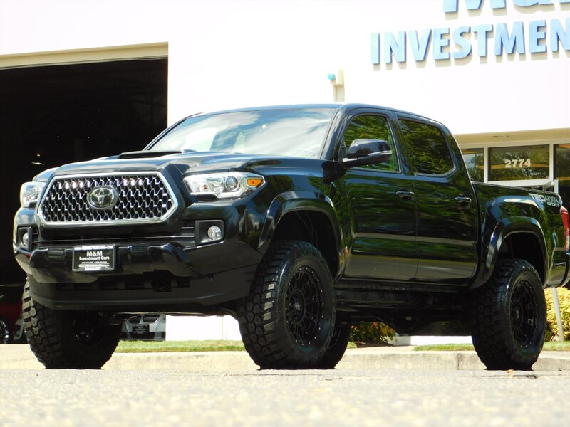 2018 Toyota Tacoma TRD Sport Double Cab 4X4 / 6-SPEED MANUAL / LIFTED   - Photo 1 - Portland, OR 97217